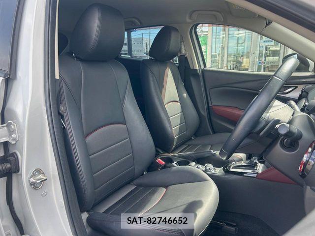 Mazda CX-3 2017-02 8207103-7