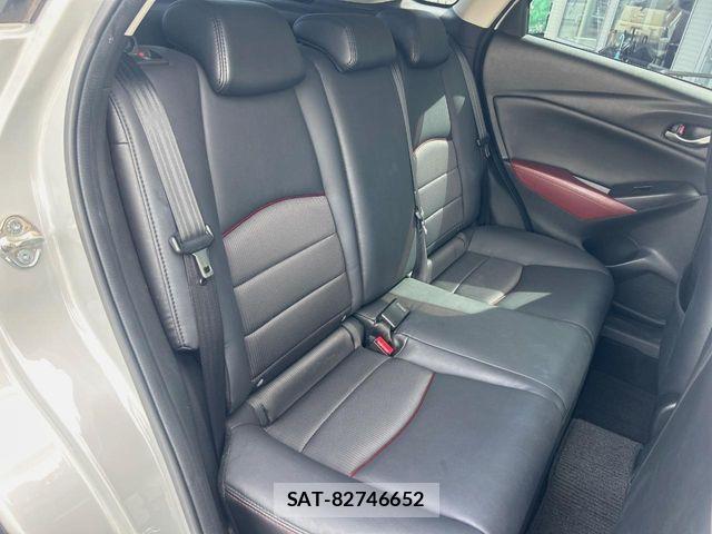 Mazda CX-3 2017-02 8207103-8