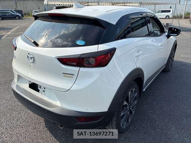 Mazda CX-3 2020-08 8200282-1