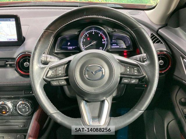 Mazda CX-3 2017-03 8207099-10