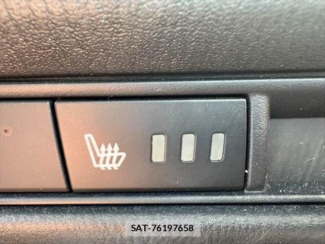 Mazda CX-3 2016-03 8207102-9
