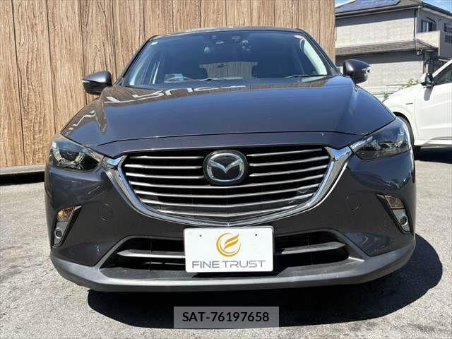 Mazda CX-3 2016-03 8207102-17