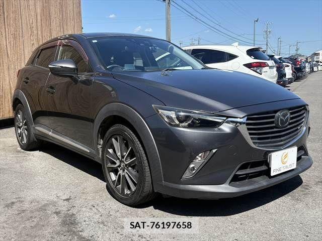 Mazda CX-3 2016-03 8207102-18