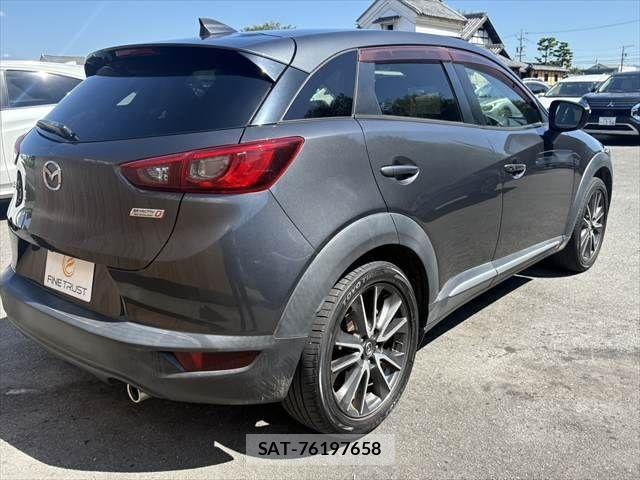 Mazda CX-3 2016-03 8207102-20