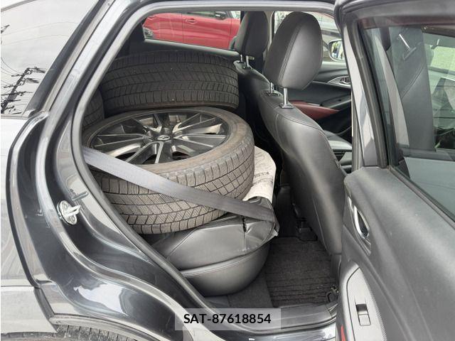 Mazda CX-3 2015-09 8207106-16