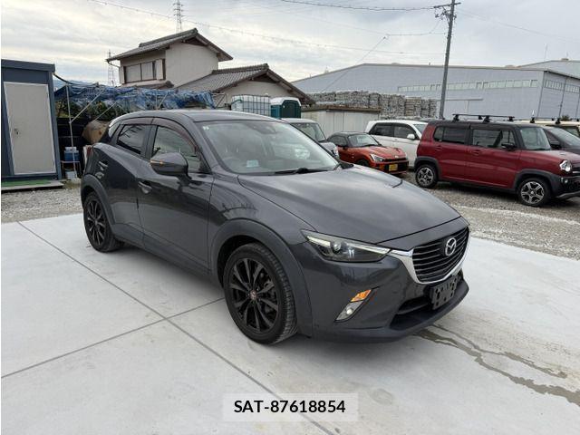 Mazda CX-3 2015-09 8207106-8