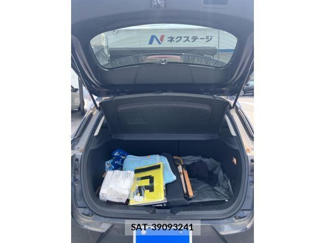 Mazda CX-3 2018-03 8207108-11