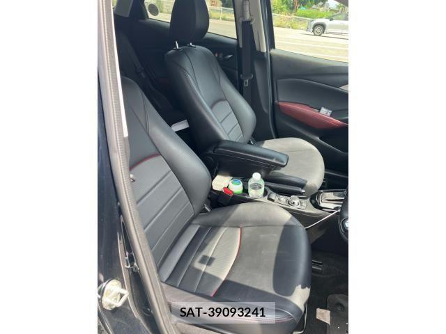 Mazda CX-3 2018-03 8207108-15