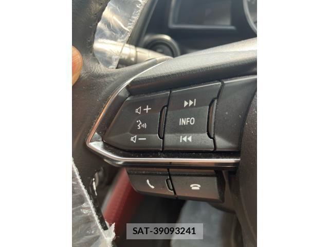 Mazda CX-3 2018-03 8207108-18