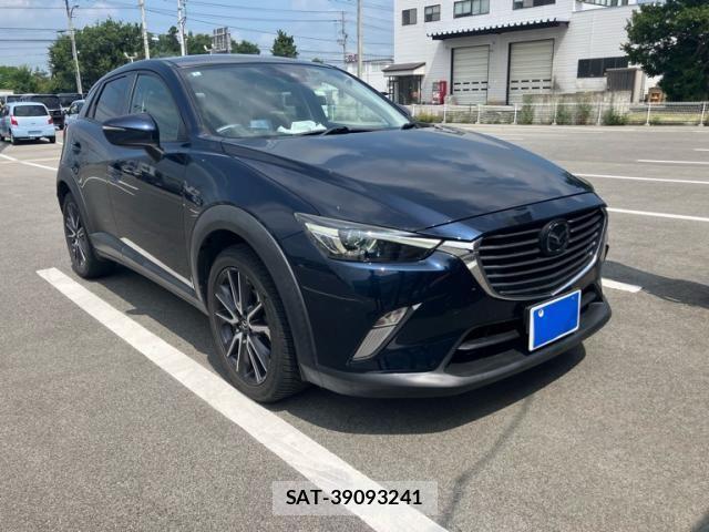 Mazda CX-3 2018-03 8207108-1