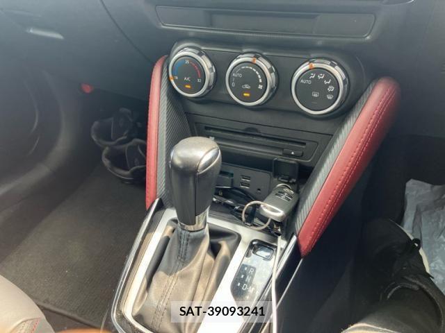 Mazda CX-3 2018-03 8207108-25