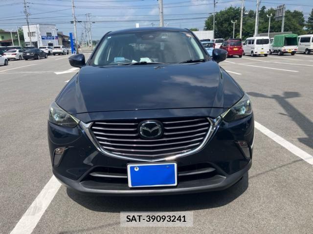 Mazda CX-3 2018-03 8207108-2