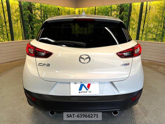 Mazda CX-3 2016-07 8207104-14