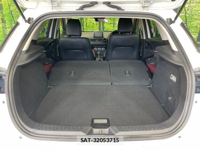 Mazda CX-3 2016-01 8207105-9