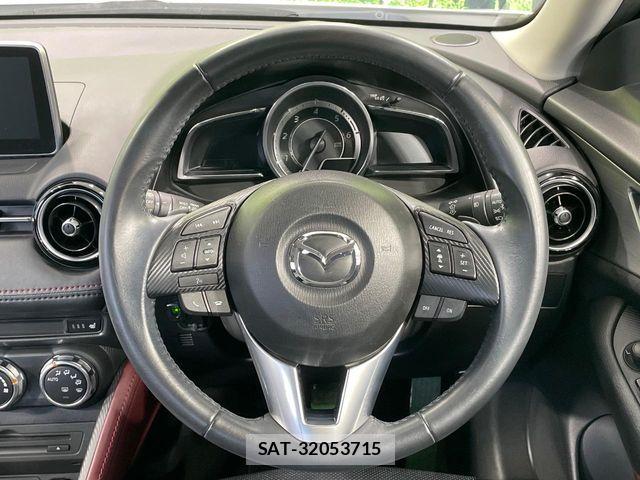 Mazda CX-3 2016-01 8207105-10