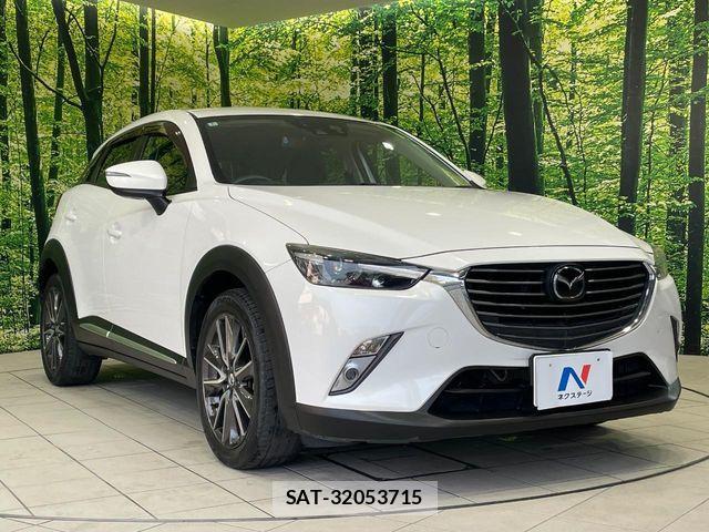 Mazda CX-3 2016-01 8207105-15