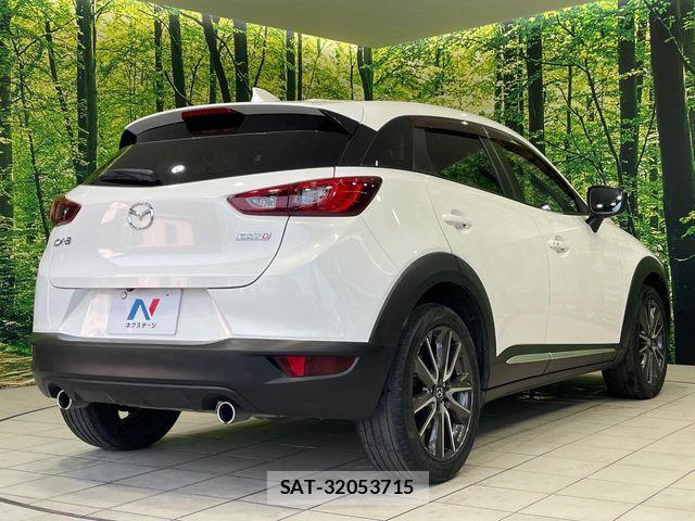Mazda CX-3 2016-01 8207105-16