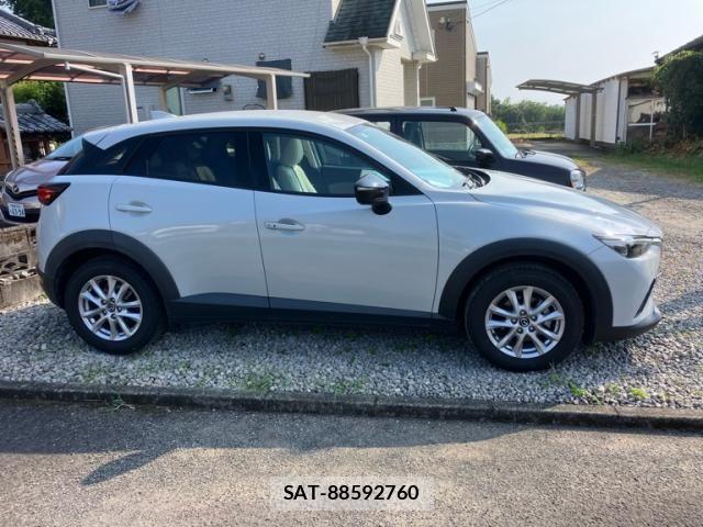 Mazda CX-3 2021-08 8229458-2