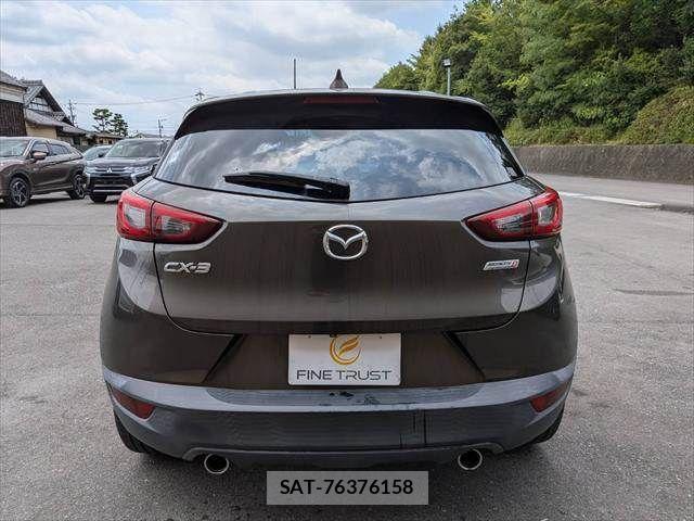 Mazda CX-3 2015-05 8244955-17
