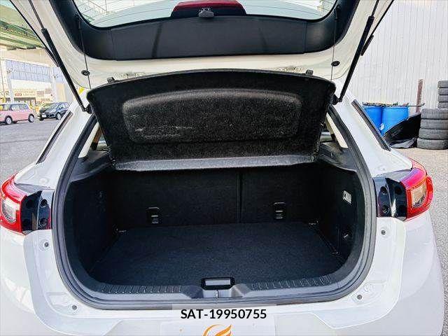 Mazda CX-3 2016-04 8314013-10