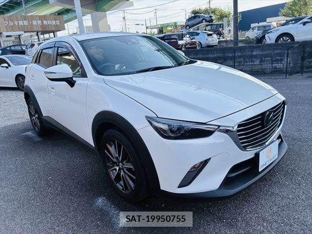 Mazda CX-3 2016-04 8314013-15