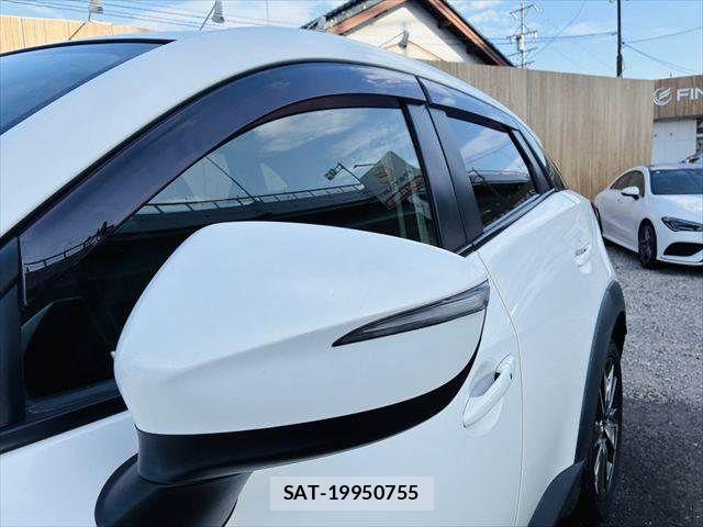 Mazda CX-3 2016-04 8314013-23