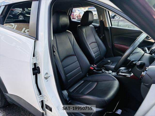 Mazda CX-3 2016-04 8314013-8