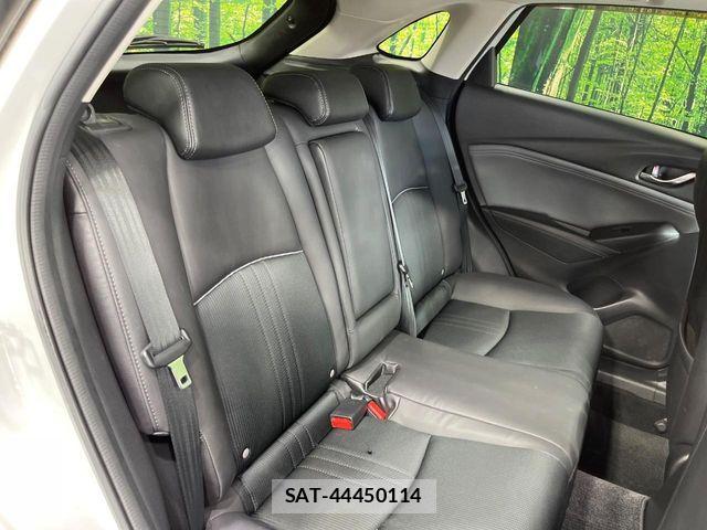 Mazda CX-3 2019-09 8314009-8
