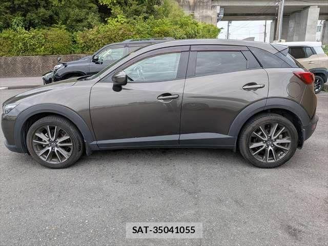 Mazda CX-3 2015-11 8314021-20