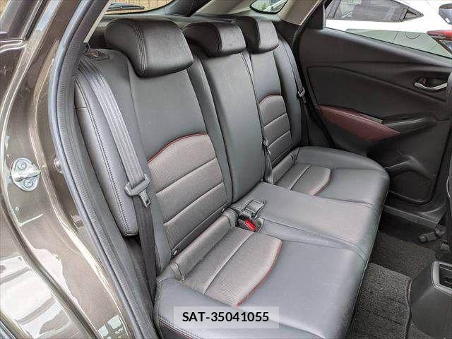 Mazda CX-3 2015-11 8314021-8
