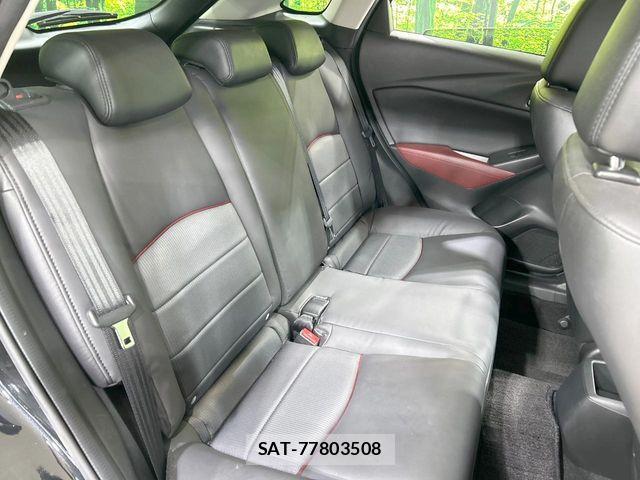Mazda CX-3 2017-09 8314008-8