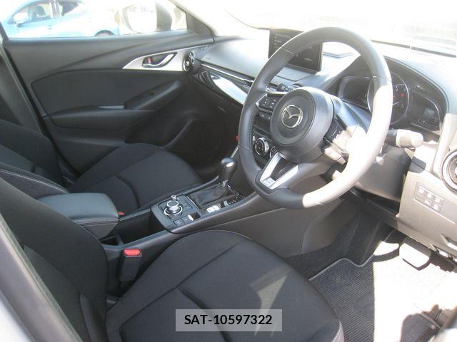Mazda CX-3 2025-06 8314004-1