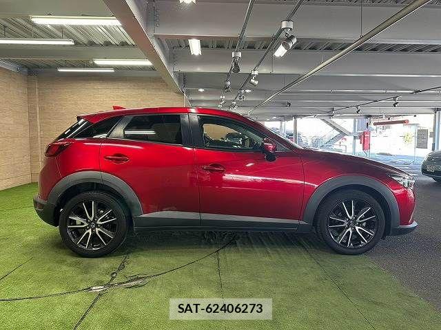 Mazda CX-3 2018-01 8335424-17