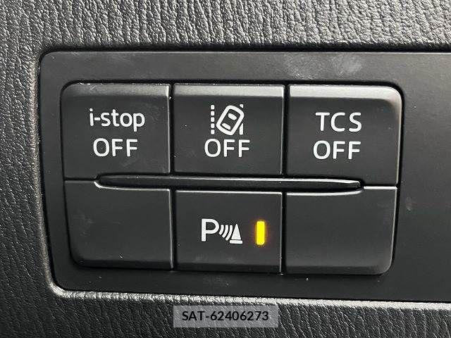 Mazda CX-3 2018-01 8335424-8
