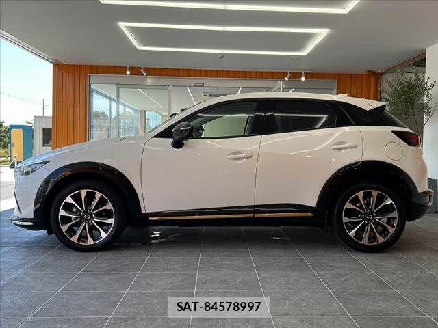 Mazda CX-3 2025-03 8335422-10