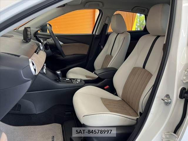 Mazda CX-3 2025-03 8335422-16