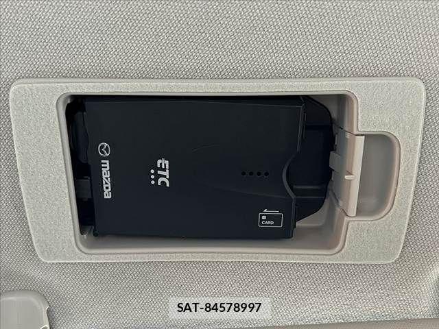 Mazda CX-3 2025-03 8335422-26