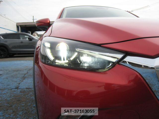 Mazda CX-3 2015-05 8335438-25