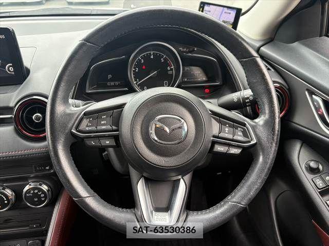 Mazda CX-3 2018-02 8335430-13