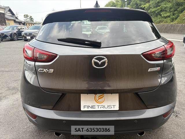 Mazda CX-3 2018-02 8335430-20
