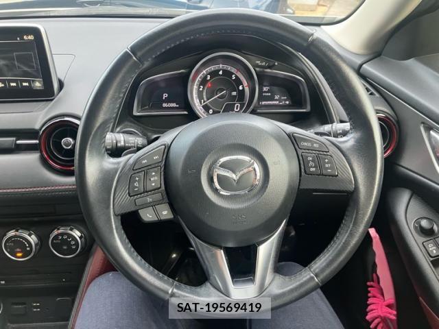 Mazda CX-3 2015-06 8335431-13