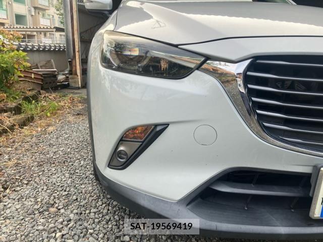 Mazda CX-3 2015-06 8335431-2
