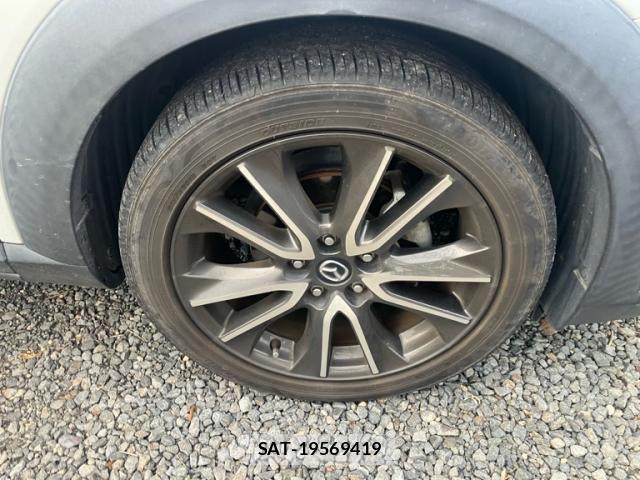 Mazda CX-3 2015-06 8335431-6