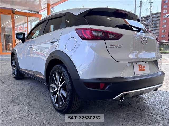 Mazda CX-3 2015-07 8335425-11