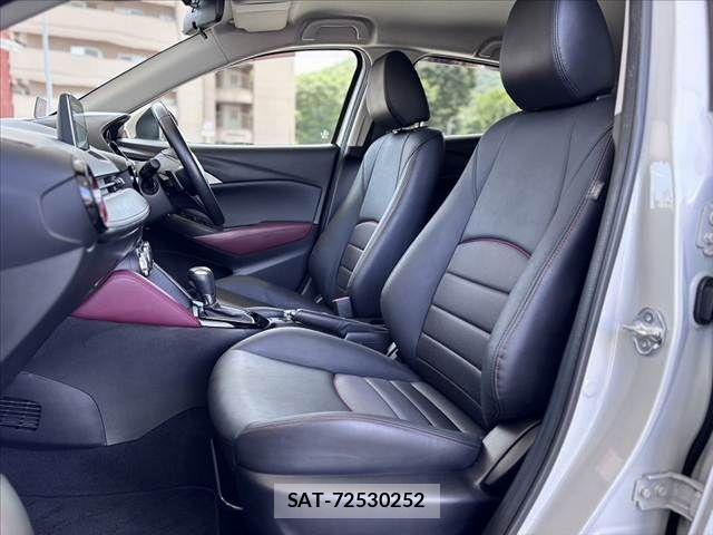 Mazda CX-3 2015-07 8335425-16