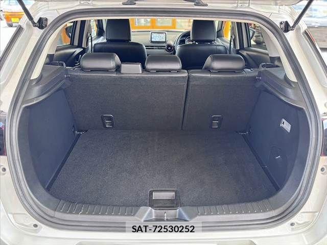 Mazda CX-3 2015-07 8335425-18