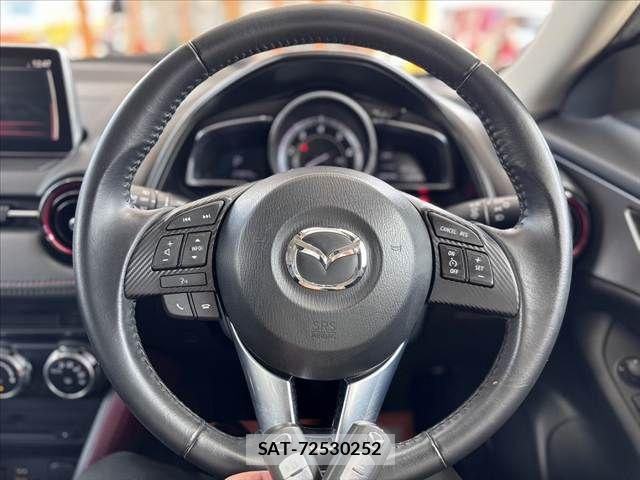 Mazda CX-3 2015-07 8335425-6