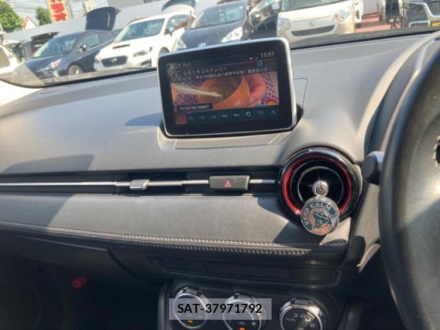 Mazda CX-3 2015-09 8335433-17