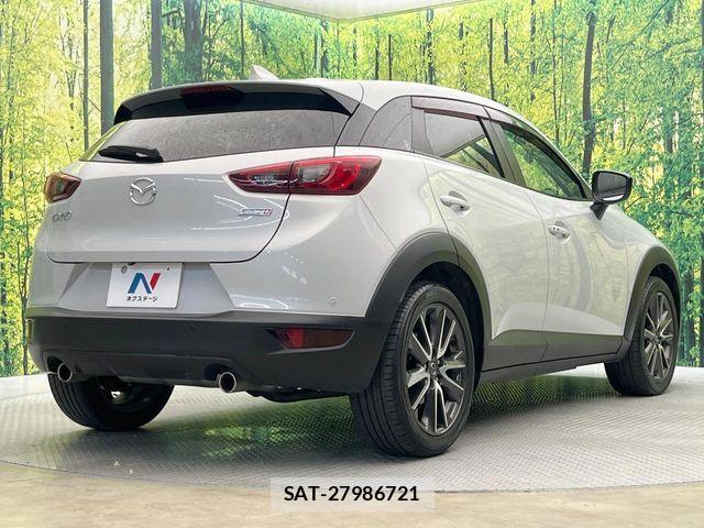 Mazda CX-3 2016-11 8335429-16
