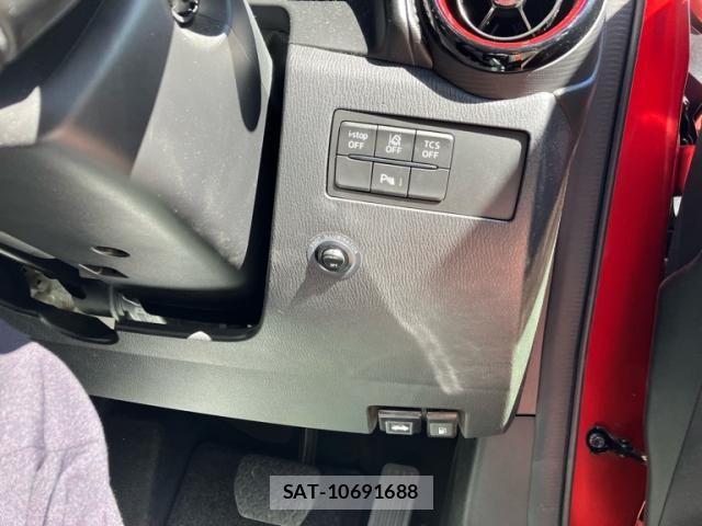 Mazda CX-3 2017-09 8365360-15
